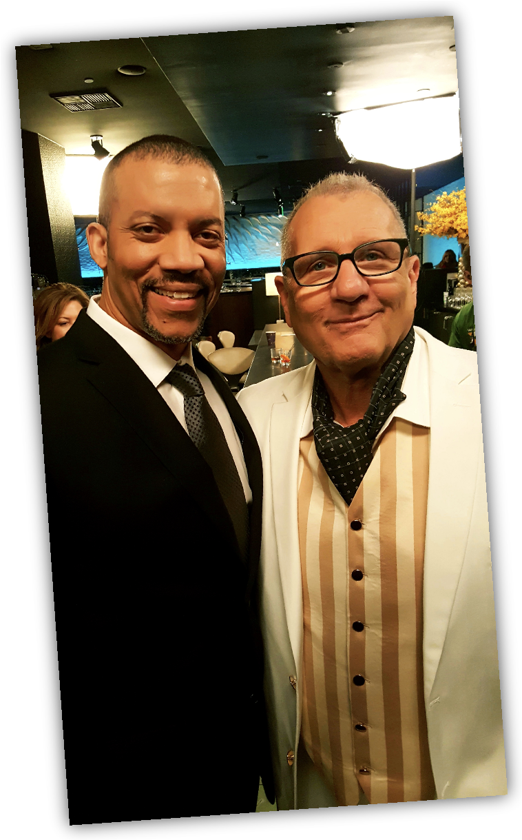 Christopher B Duncan o n Modern Family with Ed Oneil